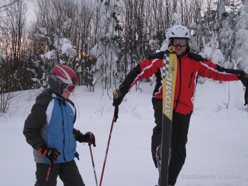 2010_01_30 Skifahren mit der Stadtkapelle (20)